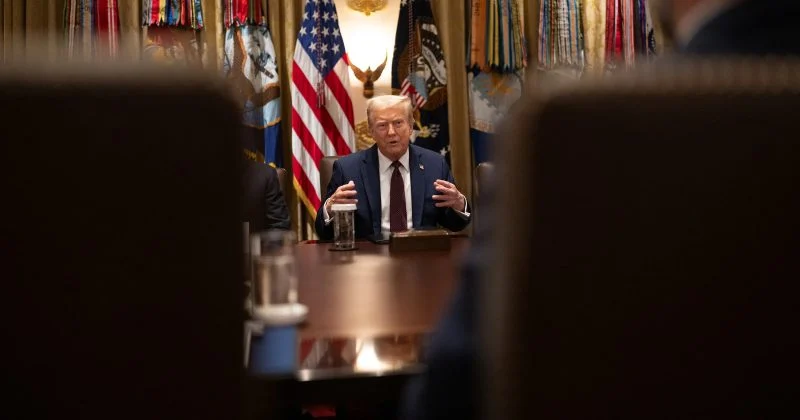 Trump yönetimi, Çin'in uzaktan yapay zeka sunucusu erişimini kısıtlamayı planlıyor